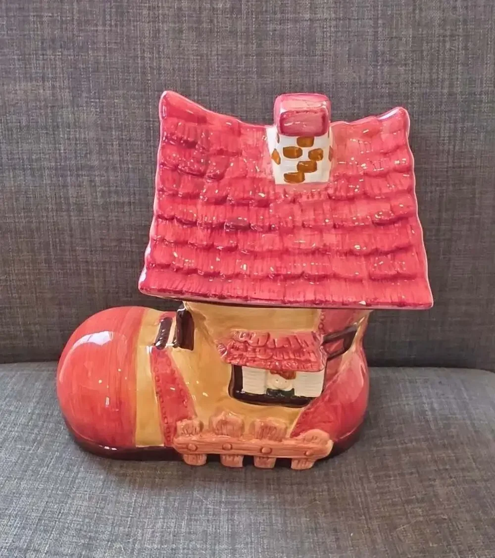Vintage Mother Hubbard The Old Woman Who Lived in a Shoe Ceramic Cookie Jar